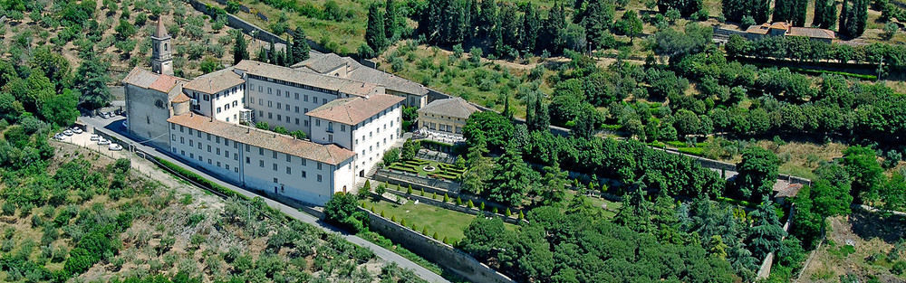 Hotel Oasi Neumann Кортона Екстер'єр фото